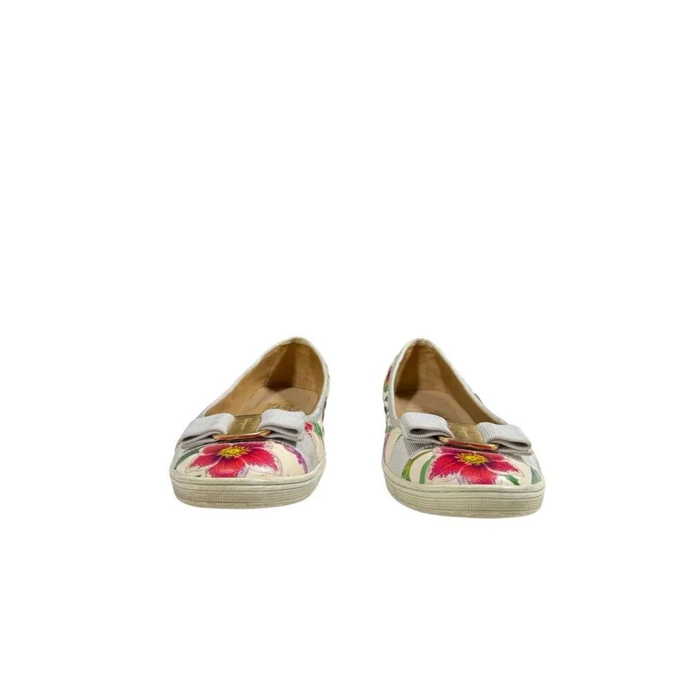 Salvatore Ferragamo Vara Bow Floral Flats Shoe Accent Leather Sz 10.5 C Designer